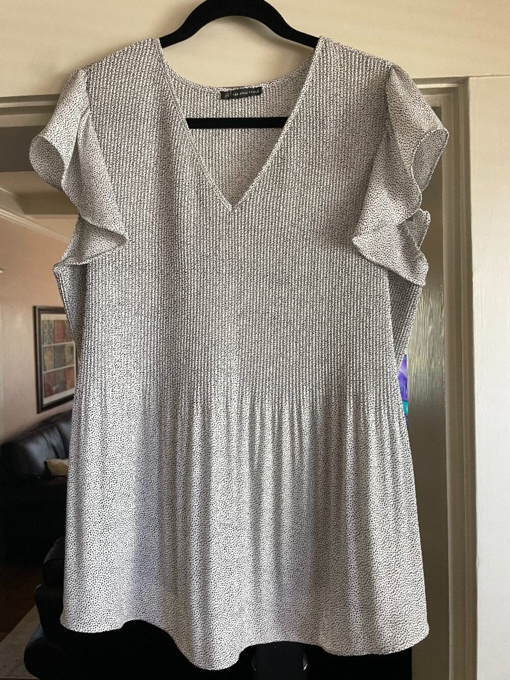 Adrianna Papell Pleated Flutter Sleeve Tunic Top - L